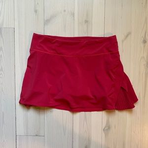 Lululemon Play Off the appears Skirt - Size 6